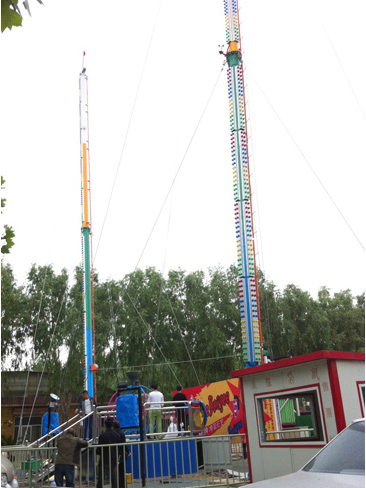 火（huǒ）箭蹦（bèng）極（秦（qín）皇島北戴河集發觀光園）.jpg