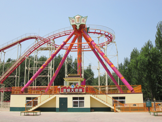 大（dà）擺（bǎi）錘（北京通州大（dà）運河森林公園）